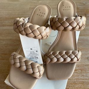 A New Day Basil Heels Size 6.5